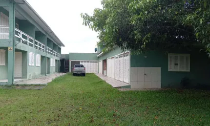 Sobrado 4 Dormitórios à venda no Bairro Curumim com 195 m² de área privativa