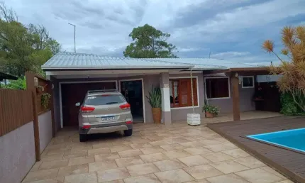 Casa 3 Dormitórios à venda no Bairro Arroio Teixeira com 145 m² de área privativa