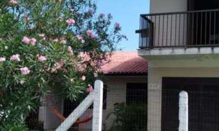 Casa 4 Dormitórios à venda no Bairro Arroio Teixeira