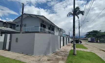 Casa com 4 quartos à venda na Avenida Mandaguari, 371, Riviera, Matinhos, 256 m2 por R$ 920.000