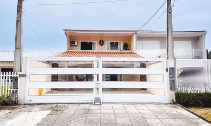 Casa com 3 quartos à venda na Rua Guilherme Pequeno Esquina Com Avenida Po, 1300, Centro, Guaratuba, 280 m2 por R$ 1.200.000