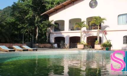 Linda Mansão, com piscina, sauna, elevador e cachoeira, em plena Mata Atlântica, para venda, em Ubatuba - SP