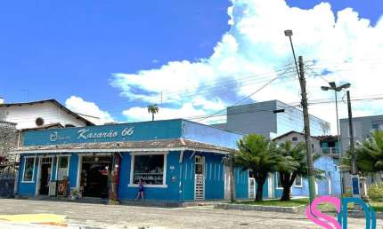 Galpão em frente à Praia Iperoig, para venda, em Ubatuba - SP