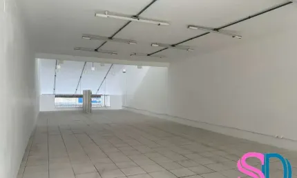 Imóvel para fins comerciais, com 489 m², no Centro de Ubatuba _ SP