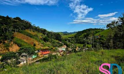 Excelente Terreno de 860m² no Bairro da Vargem Grande, com vista privilegiada para o Morro do Corcovado.