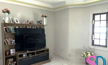 Casa com 5 dormitórios, para venda, no Parque Mondesir, Lorena - SP