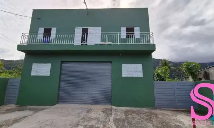 Imóvel comercial à venda, com 2 apartamentos de 2 dormitórios no Bairro Sertão da Quina - Ubatuba-SP