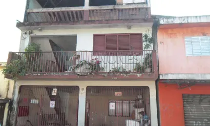 Casa com 8 quartos à venda na Vila Menck, Osasco 