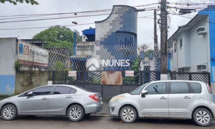 Imóvel com 630m² de terreno plano no Macuco - Santos