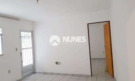 Casa com 2 quartos para alugar no Santa Maria, Osasco 
