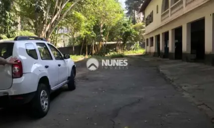 Casa com 4 quartos à venda no Três Montanhas, Osasco 