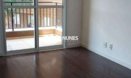 Apartamento com 3 quartos para alugar no Jardim Tupanci, Barueri 