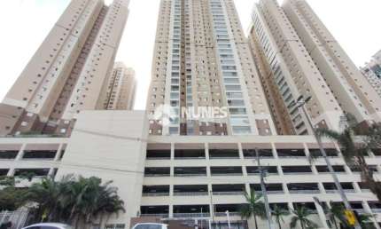 Apartamento com 4 quartos para alugar no Jardim Tupanci, Barueri 