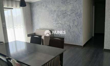 Apartamento com 2 quartos para alugar no Jardim Tupanci, Barueri 