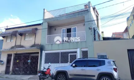 Casa com 3 quartos para alugar na Vila Jussara, Carapicuíba 