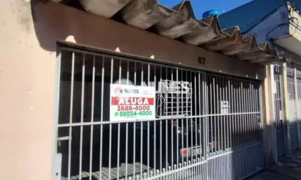 Disponível para locação imediata! Casa funcional com ótimo custo-benefício.