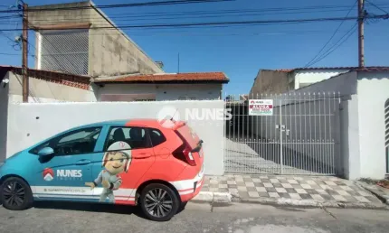 Casa térrea para locação - 3 quartos - Centro ? conforto garantido