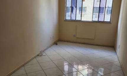 Apartamento com 2 quartos para alugar na Rua Moacir de Almeida, 219, Tomás Coelho, Rio de Janeiro