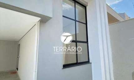 Casa à venda no Santa Luiza em Varginha com piscina e 3 suítes
