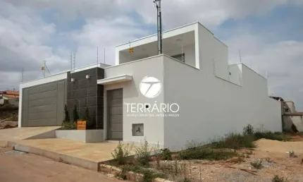 Casa à venda no belo horizonte em varginha com 3 quartos, 1 suíte, churrasqueira, 3 vagas e energia fotovoltaica