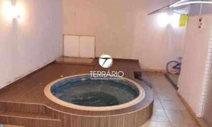 Casa à venda no Alta Villa em Varginha com Ofurô, sauna, churrasqueira, 5 quartos e 2 suítes