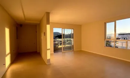 Apartamento com 2 quartos à venda na Rua Osvaldo Minella, 106, Areias, Camboriú