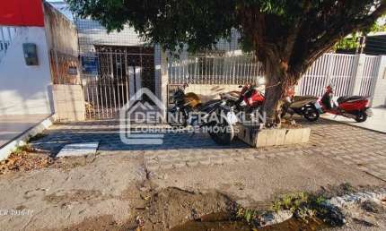 Casa de 3 quartos, 320m² no bairro Siqueira Campos, em Aracaju