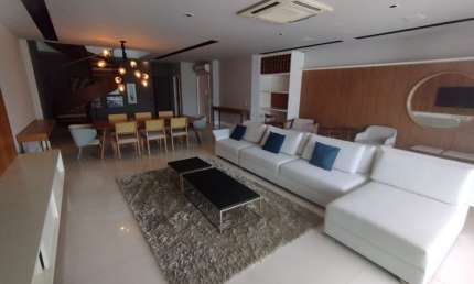 Cobertura duplex para locação no condomínio Les Residences de Monaco, Barra da Tijuca.
