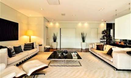 Apartamento para venda possui 264 metros quadrados com 4 quartos