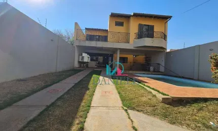 Casa com 4 dormitórios à venda, 245 m² por R$ 900.000,00 - Residencial Cambuy - Araraquara/SP