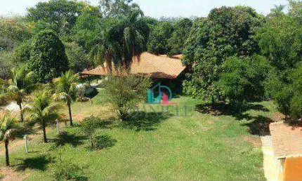 Chácara com 5000,00 m² localizada no bairro Recanto dos Nobres.