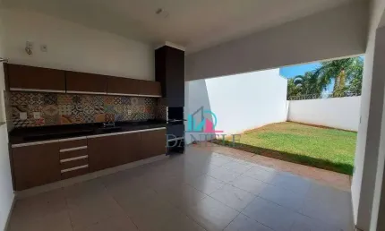 Casa com 3 dormitórios à venda, 176 m² por R$ 795.000 - Condomínio Flamboyant - Araraquara/SP