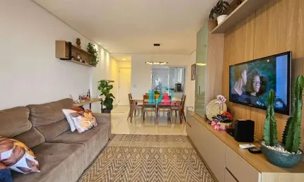 Apartamento com 3 dormitórios localizado no Edifício Carlos Gomes.