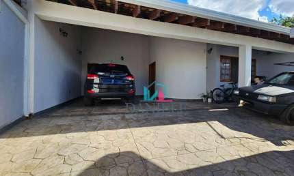 Casa com 3 quartos à venda no Jardim das Estações (Vila Xavier), Araraquara 