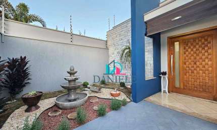 Casa com 3 quartos à venda no Residencial Cambuy, Araraquara 