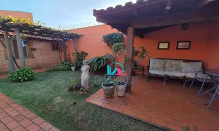 Casa térrea com 1 dormitório localizada no jardim roberto selmi dei.