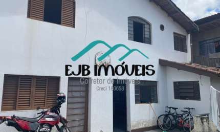 Casa com 3 quartos à venda no Centro, Amparo 