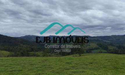Fazenda à venda no Centro, Amparo 