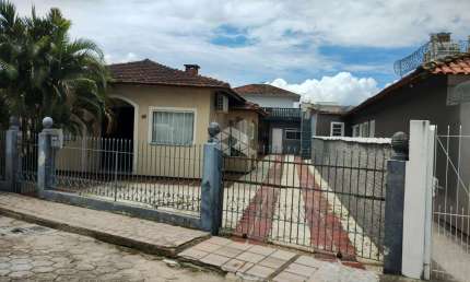Casa com 6 quartos à venda na Rua José Lupércio Lopes, 38, Centro, Palhoça