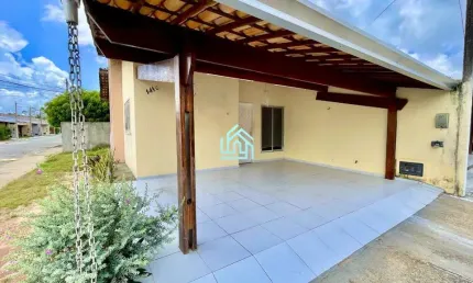 Casa em condomínio fechado com 2 quartos para alugar na Francisco de Assis de Oliveira, 50, Liberdade, Parnamirim por R$ 1.570