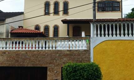 Casa em condomínio fechado com 4 quartos à venda na Rua Arcozelo, 853, Vila Valqueire, Rio de Janeiro