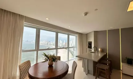 Apartamento com 3 quartos para alugar na Rua Julieta Lins, 82, Pioneiros, Balneário Camboriú