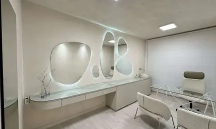 Sala Comercial para Locação em Clínica de Alto Padrão