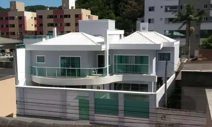Casa com 3 quartos à venda na Rua Uruguai, 186, Nações, Balneário Camboriú