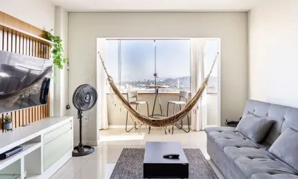Apartamento com 2 quartos para alugar na Rua 3100, 1167, Centro, Balneário Camboriú