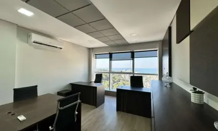 Sala comercial para alugar na Avenida Osvaldo Reis, 3385, Praia Brava, Itajaí