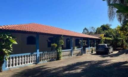 Linda Chacara a Venda,  Otimo para festas, Capacidade receptiva: 80 pessoas para dormir