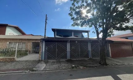 Excelente Sobrado da Reserva do Bosque com Edicula Terreno Inteiro 250 m²