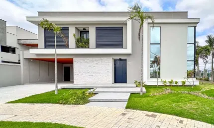 Casa de alto padrão com 5 suítes à venda, 450 m² no Jardim do Golfe - São José dos Campos, SP.