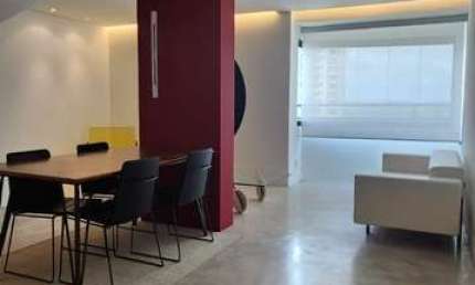 Apto Studio Frente para praca, 50 m², 1 suite, 1 vaga